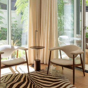 Livingroom Sitting Area by Garden Window in Picoas