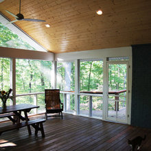 Screened in porch