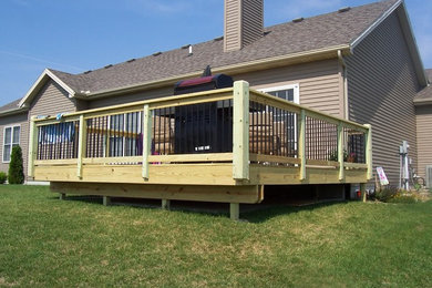 Example of a classic home design design in Chicago