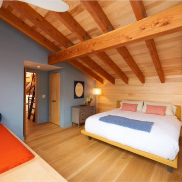Select White Oak Plank Flooring, Bedroom