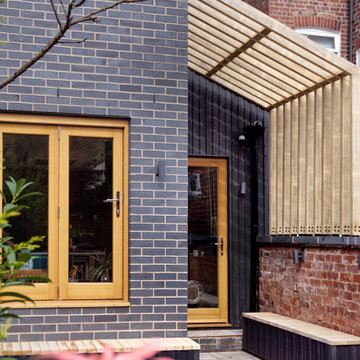 Contemporary Ground Floor and Dormer Extension