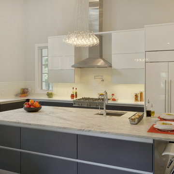 Spacious Contemporary Kitchen in New Jersey