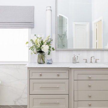 Riviera Restoration Primary Bathroom