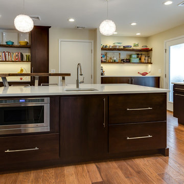 Island Prep Sink with Raised Eating Area