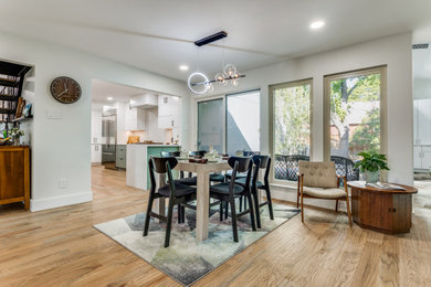 Dining room photo in Dallas