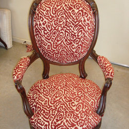 Upholstery - Armchairs And Accent Chairs