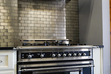 Photo of a contemporary kitchen in Atlanta.