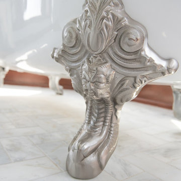 Bathroom / Willow Street