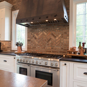Queen Anne Lace Off White Inset Cabinets (Adkins)