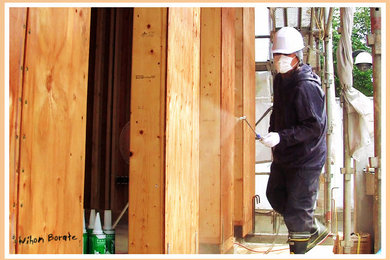 木材劣化対策工事「ボロンdeガード工法」