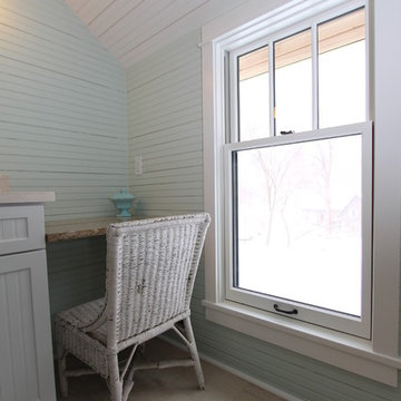 Lake House Bathroom 3