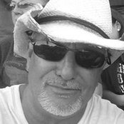 Dave Humphries's photo