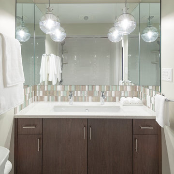 Kid's Bathroom