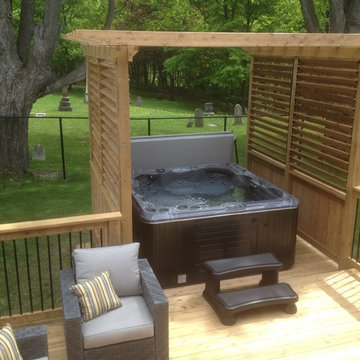 Self Cleaning Hot Tub Under A Wood Pergola - Whitby