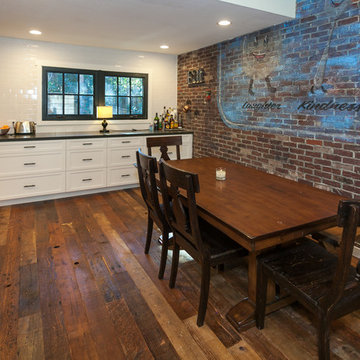 Daywalt - Kitchen and Dining