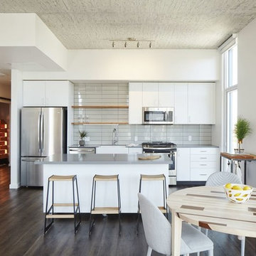 The modern kitchen is complete with EZ Concept trim-free openings.
