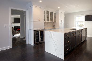 Transitional kitchen photo in New York