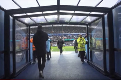 Un abri Vénus adapté en tunnel pour le Etihad Stadium de Manchester City