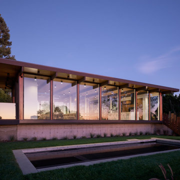Malibu Glass Box House by Klopf Architecture