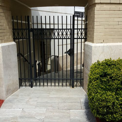 Garage Door Repairs - Home Fencing And Gates