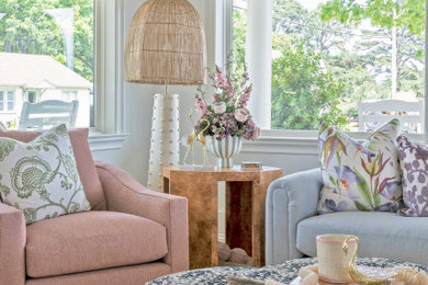 Inspiration for a transitional home design remodel in Little Rock