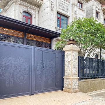 The beauty of the Light Incense series of courtyard gates