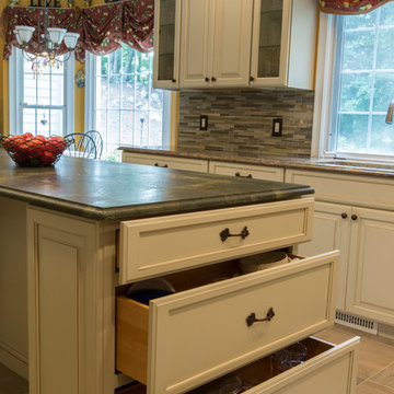 Craftsman Touches in a Traditional Kitchen