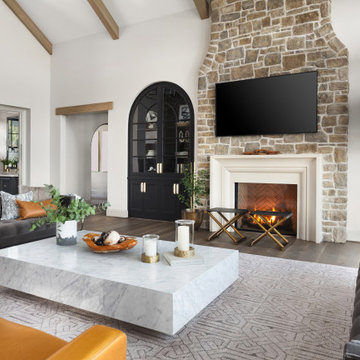 Hollyhills Dr Residence, Kitchen and Living room