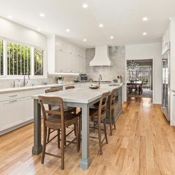 Spalding Drive Kitchen / Beverly Hills, CA