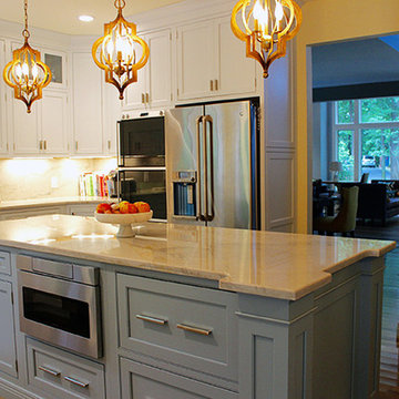 West Windsor Kitchen Remodel with Mouser Centra Cabinet