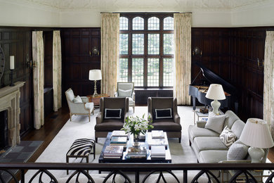 Example of a transitional living room design in New York