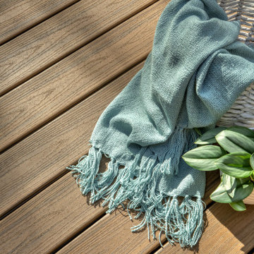 Trex Enhance Naturals® in Toasted Sand