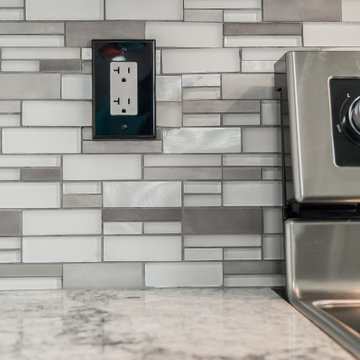 Kitchen Remodel Done in a Subtle Two-Tone Color