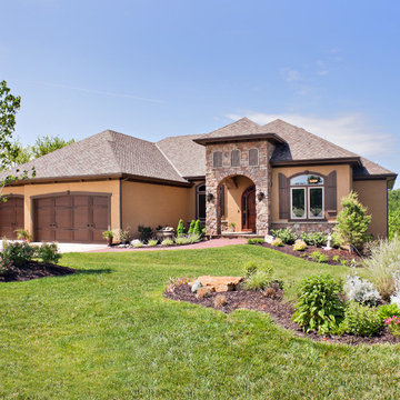 River Cliff Reverse Floor Plan