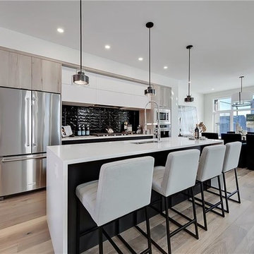 33 ave ne