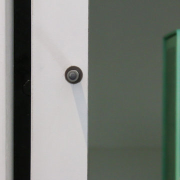 Recessed wall cabinet