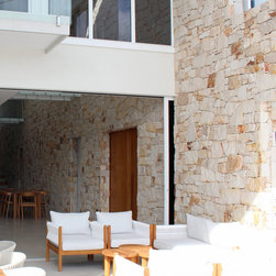 Burnie Irregular Walling Beach House Gold Coast - Landscaping Stones and Pavers