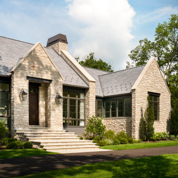 A Reserved and Modern Interpretation of English Cottage
