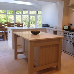 Beaded Shaker Kitchen - Products