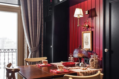 Kitchen - traditional kitchen idea in Moscow