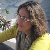 גליה מנורs foto