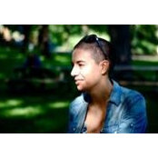 Catherine Ostiguys foto