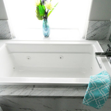 Granada Hills, White Bathroom