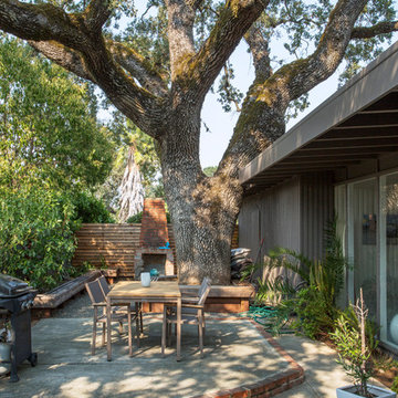 My Houzz: Endless Summer in a 1954 Northern California Home