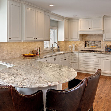 Edina Kitchen & Foyer