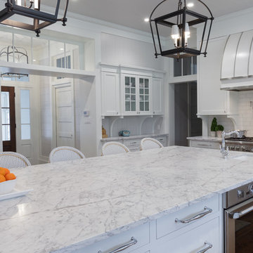 Clean and Classic Kitchen