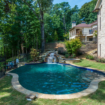 Estates Overlooking the Chattahoochee River