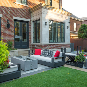Outdoor Living & Lounge Area