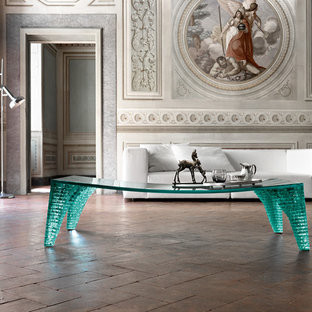 Idee per un grande soggiorno minimalista aperto con sala della musica, pareti multicolore, pavimento in terracotta, nessuna TV e pavimento rosso