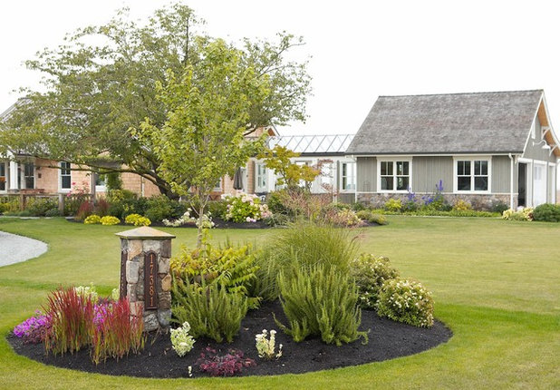 Houzz Tour: A Washington Farmstead Celebrates Its Site